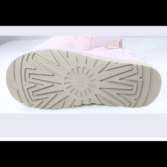 UGG Mini Bailey Button II Boots Seashell Pink - Picture 7 of 8